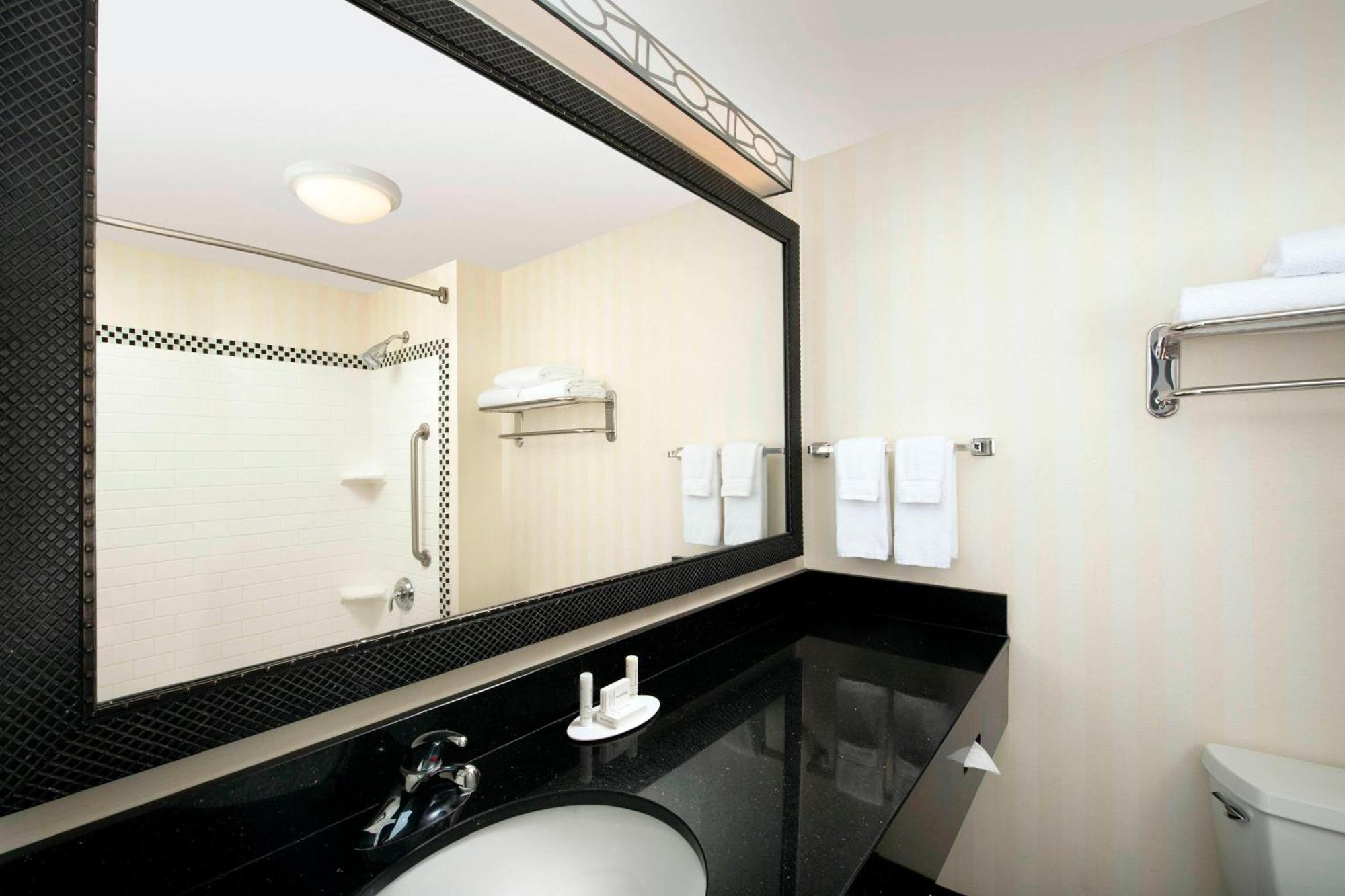 Fairfield Inn & Suites By Marriott Miami Airport South Zewnętrze zdjęcie